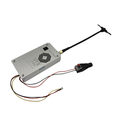 2.4G 2W FPV / เครื่องส่งวิดีโอ Drone สําหรับ RC Drone ระยะยาว LOS Transmission 8CH