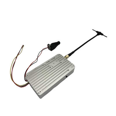 2.4G 2W FPV / เครื่องส่งวิดีโอ Drone สําหรับ RC Drone ระยะยาว LOS Transmission 8CH
